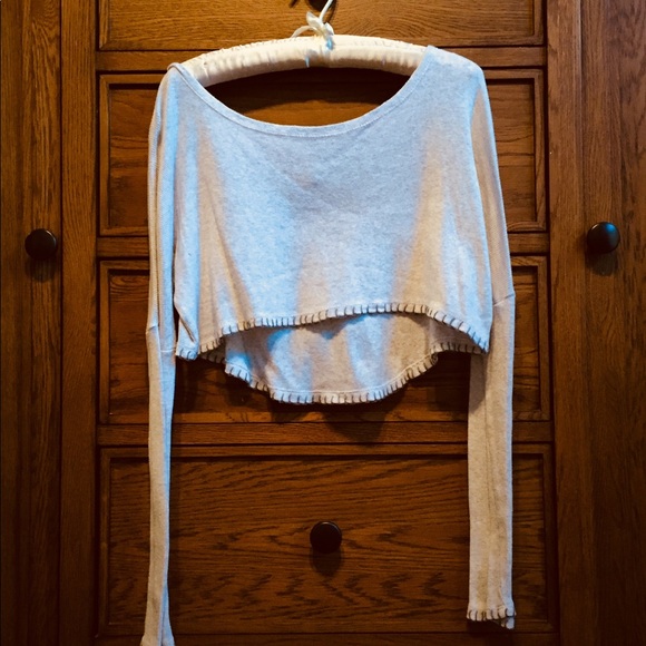 Warm Crop Top Gray Off White Color Dancer Crop - Picture 2 of 4